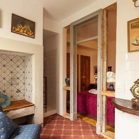 Apartment Old